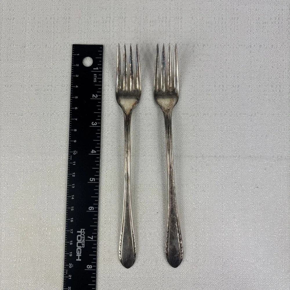 Vintage International‎ Silver Holmes & Edward's FIRST LADY Grille Forks Set Of 2